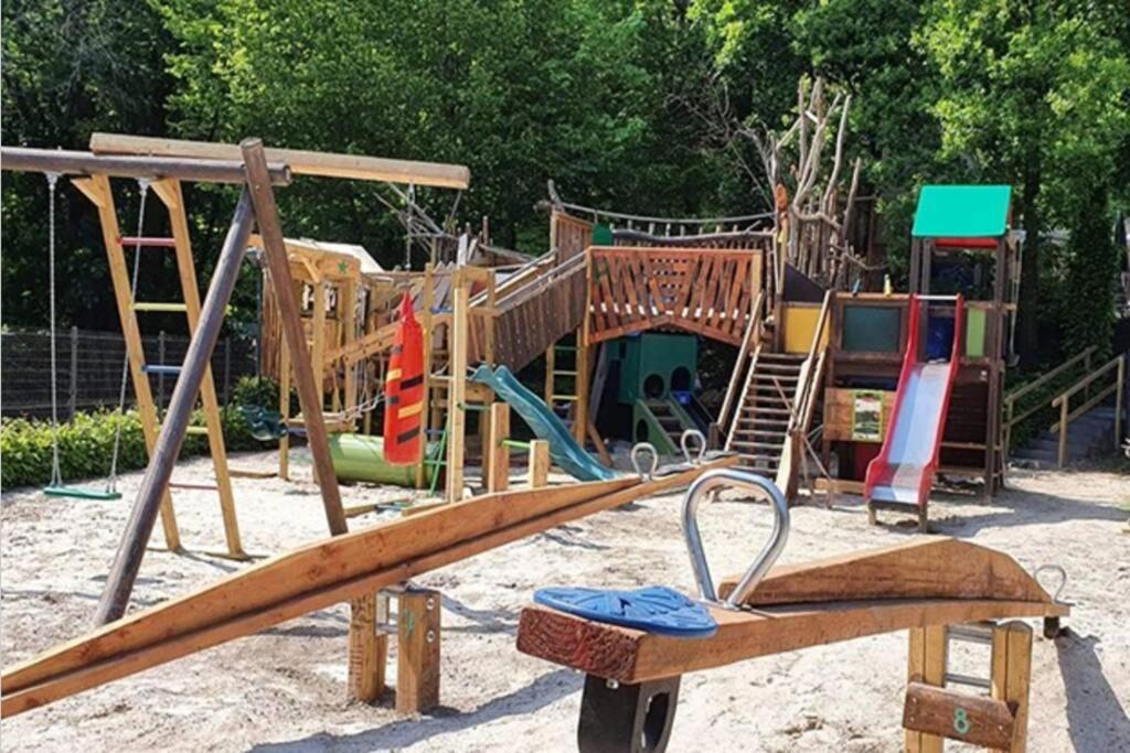 فيلا Tipi D'Amis دربي المظهر الخارجي الصورة